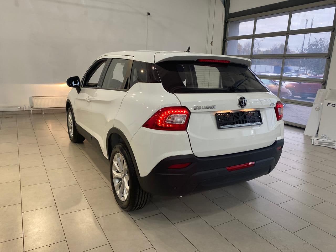 BRILLIANCE V3 миниатюра 3