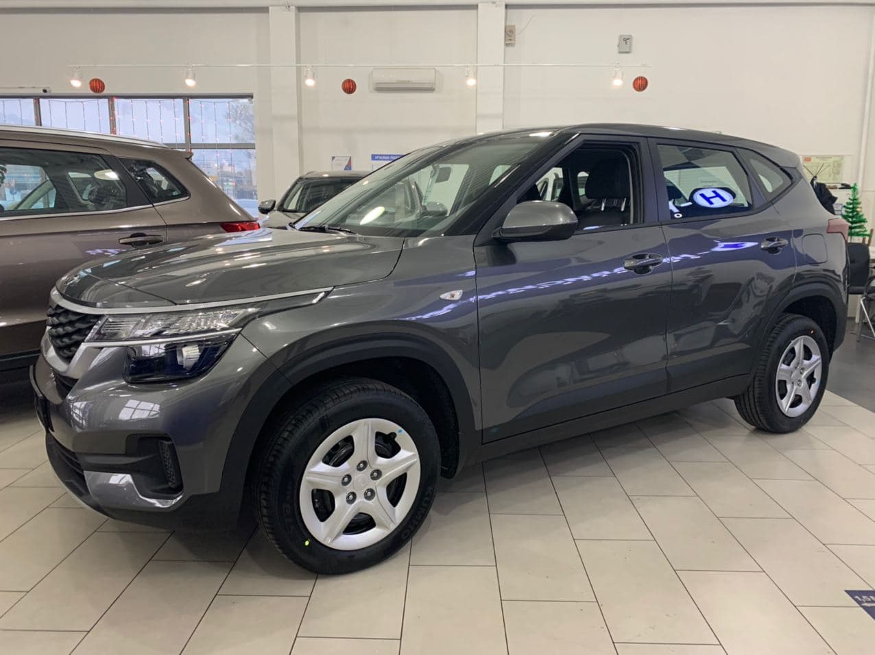 KIA Seltos миниатюра 1