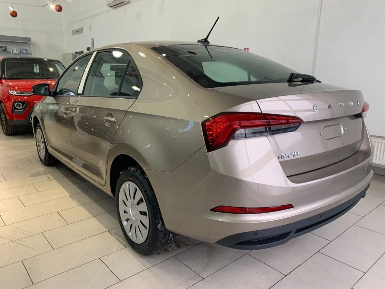 SKODA Rapid миниатюра 4