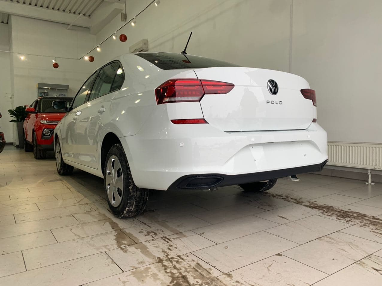 VOLKSWAGEN Polo миниатюра 4