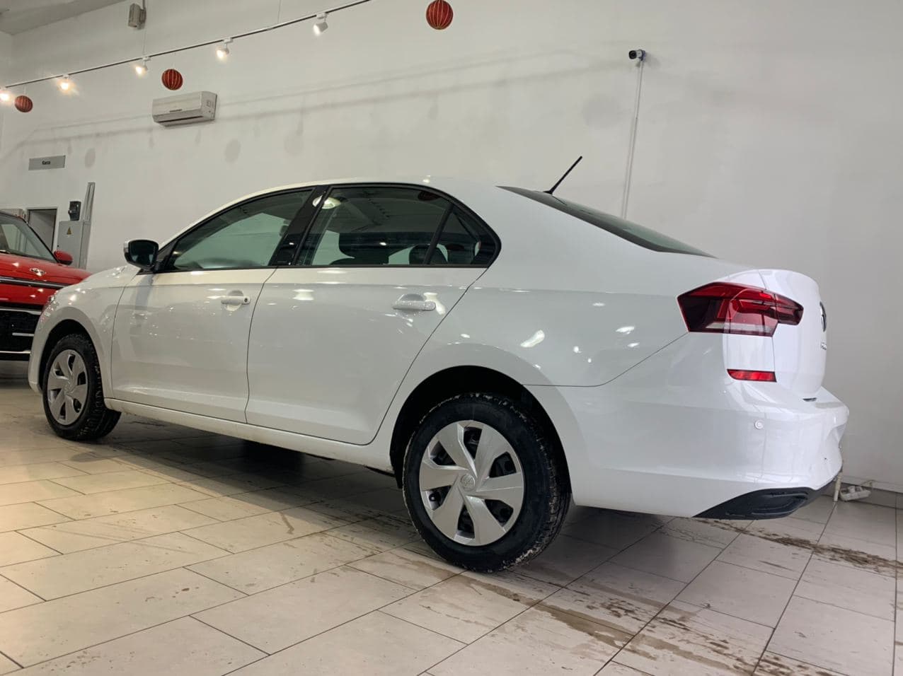 VOLKSWAGEN Polo миниатюра 5