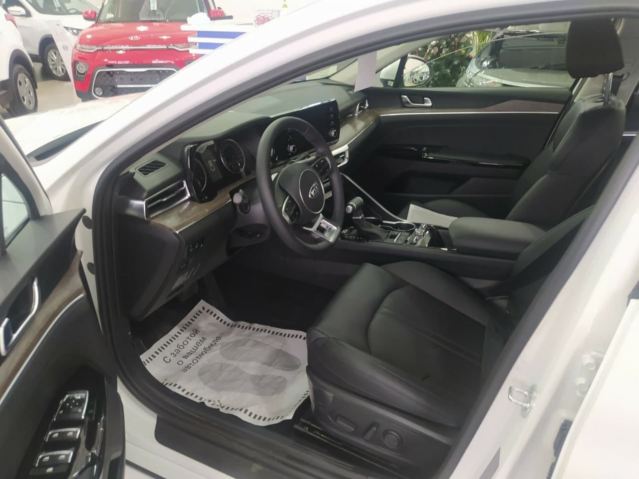 KIA K5 миниатюра 3