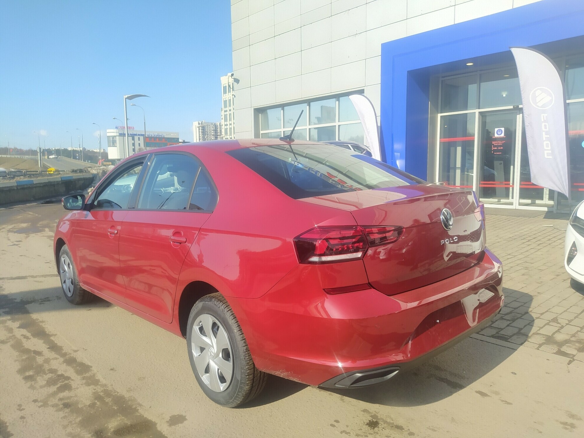 VOLKSWAGEN Polo миниатюра 3