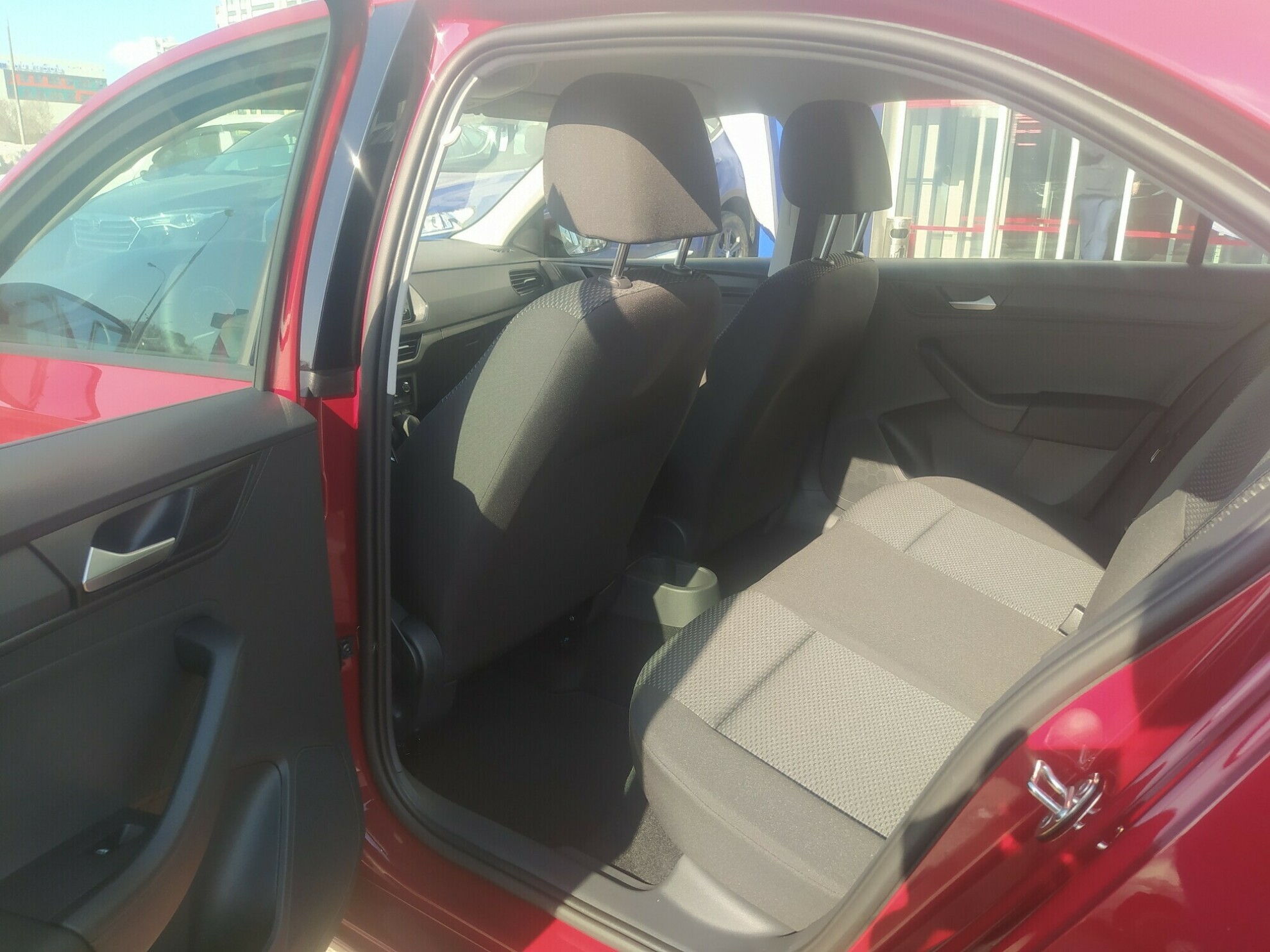 VOLKSWAGEN Polo миниатюра 6