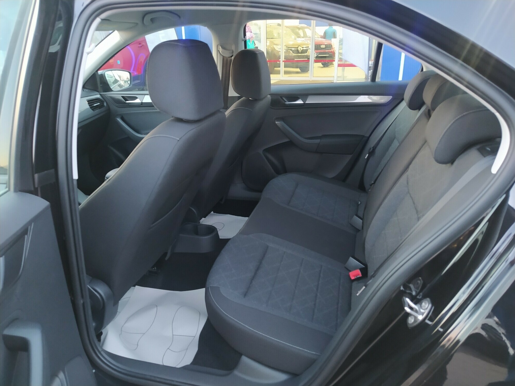 VOLKSWAGEN Polo миниатюра 6