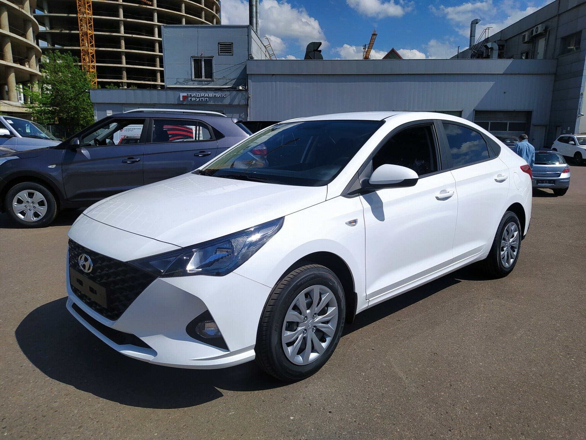 HYUNDAI Solaris миниатюра 1