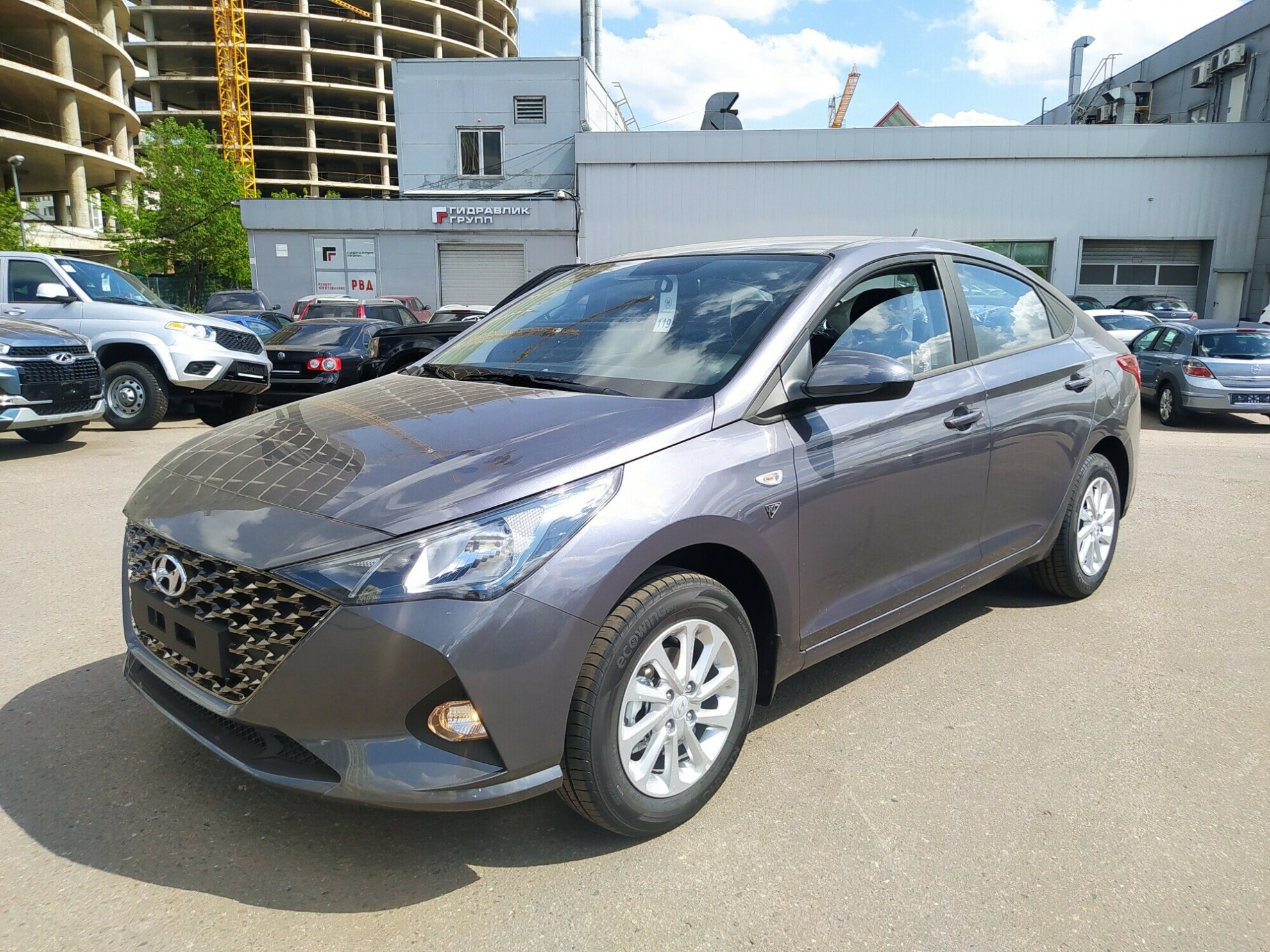 HYUNDAI Solaris миниатюра 1