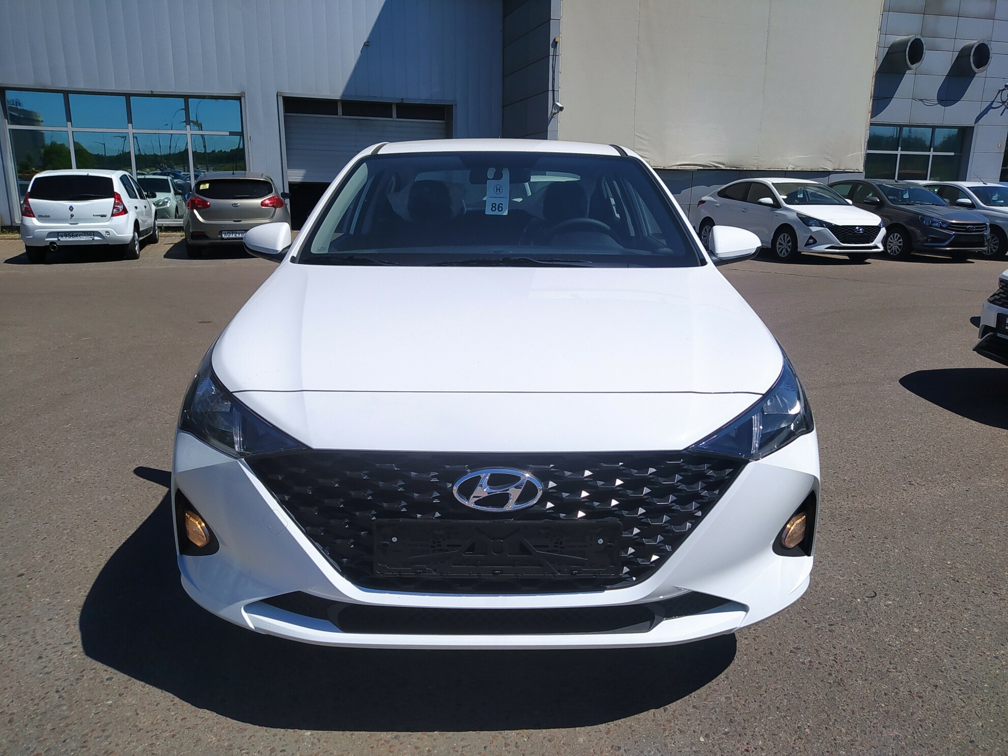 HYUNDAI Solaris миниатюра 2