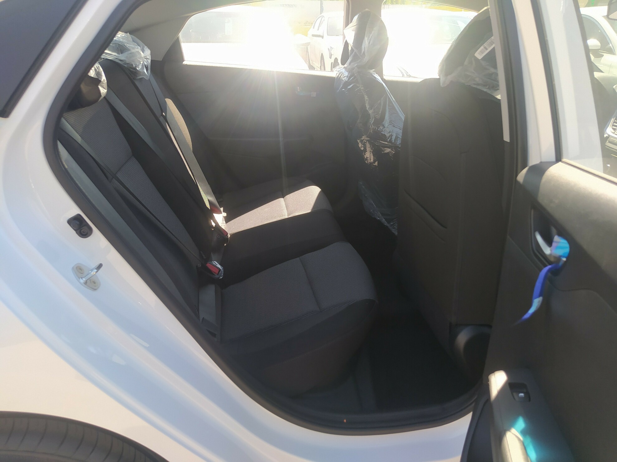 HYUNDAI Solaris миниатюра 6