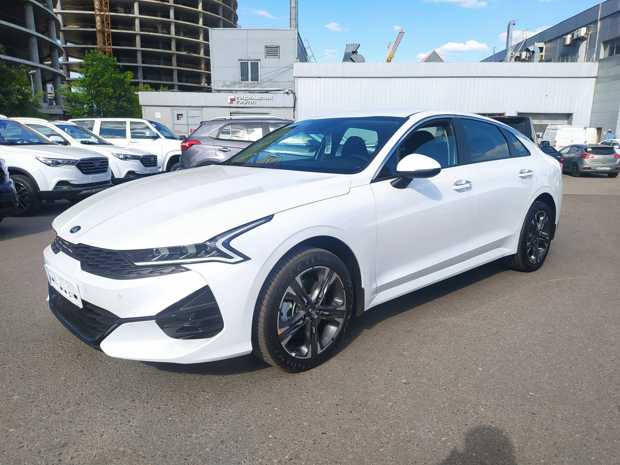 KIA K5 миниатюра 1