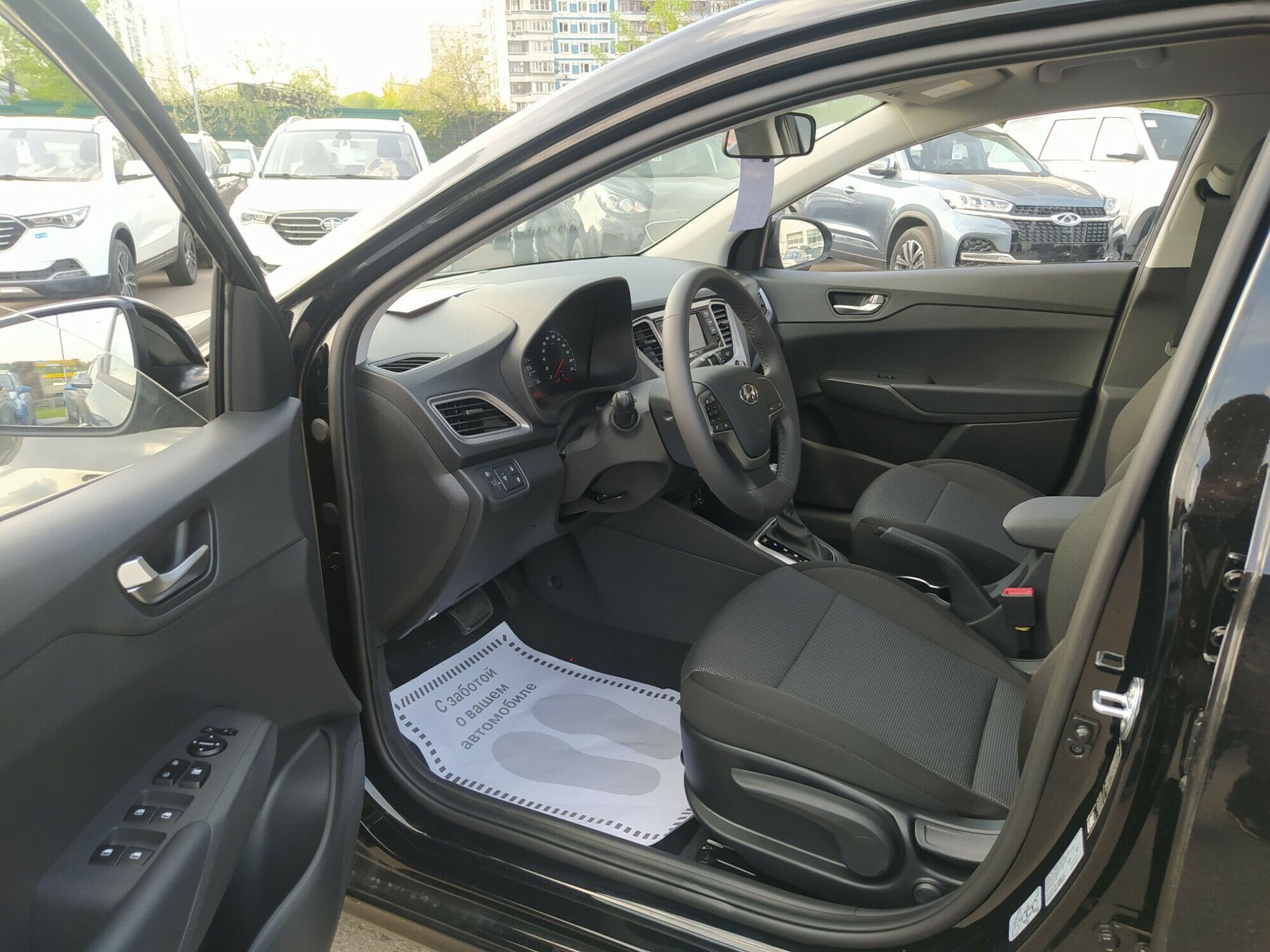 HYUNDAI Solaris миниатюра 5