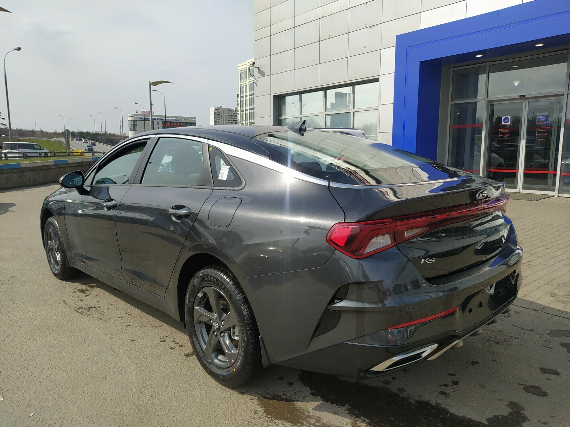 KIA K5 миниатюра 3