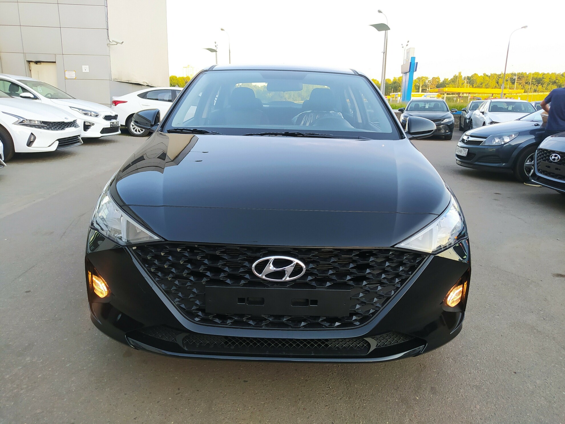 HYUNDAI Solaris миниатюра 2