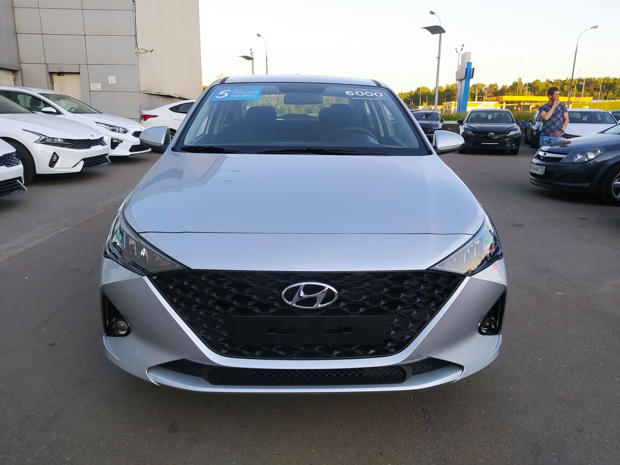 HYUNDAI Solaris миниатюра 2