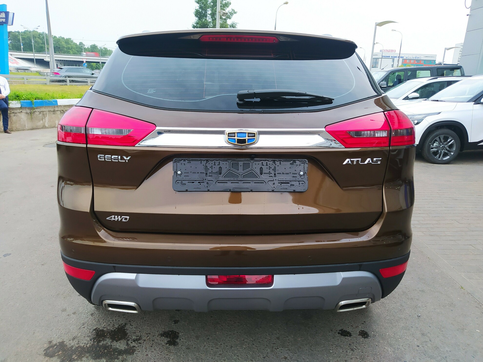 GEELY Atlas миниатюра 3