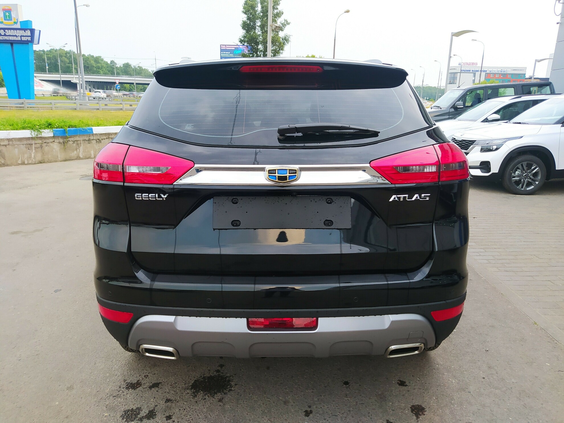 GEELY Atlas миниатюра 3