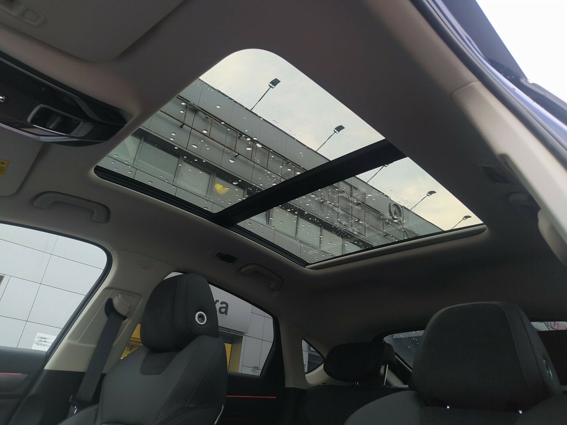 GEELY Tugella миниатюра 5