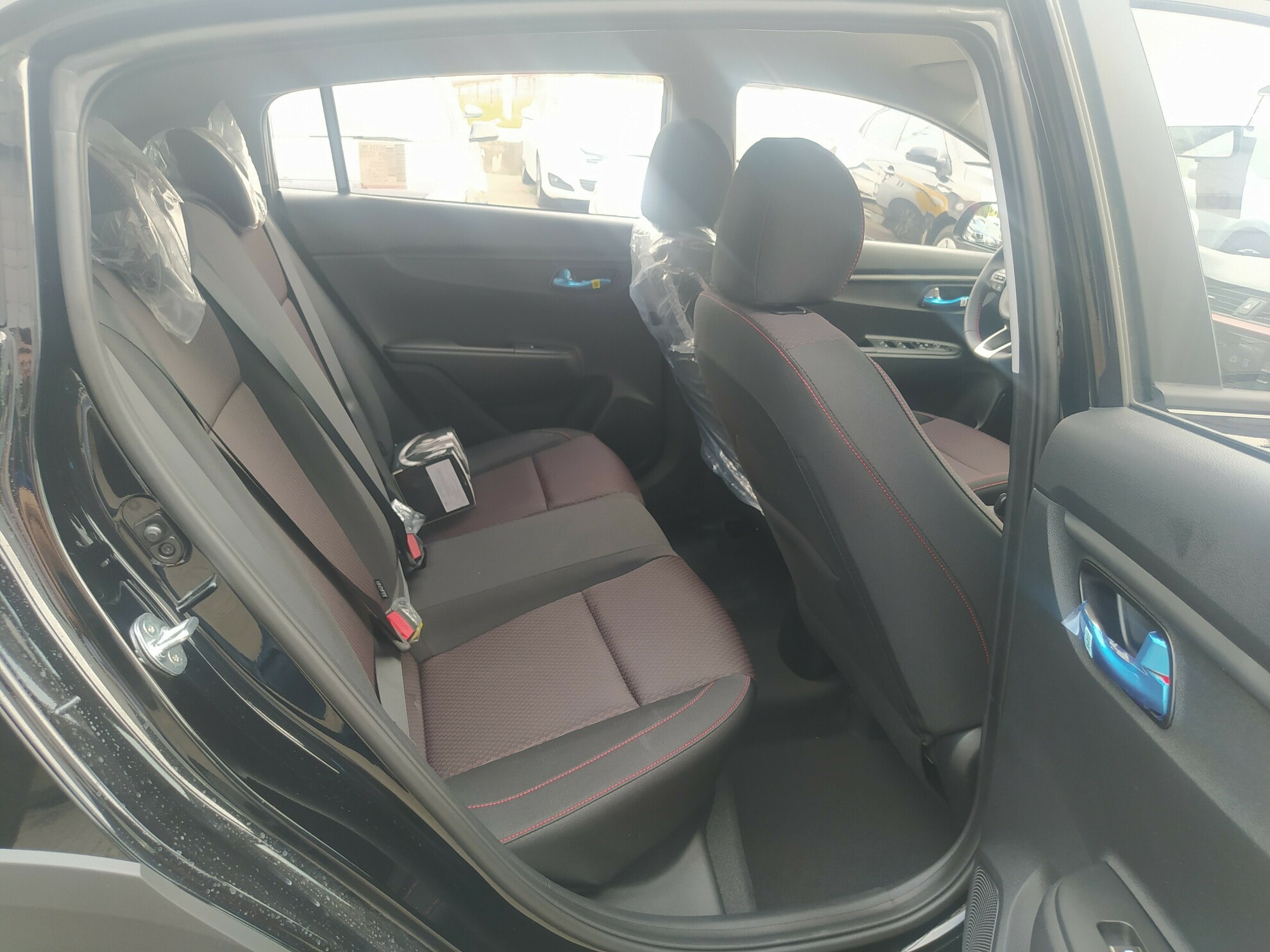 KIA Rio X миниатюра 6