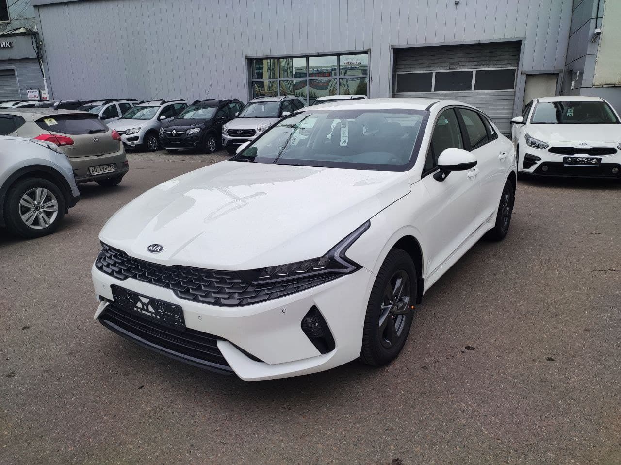 KIA K5 миниатюра 1