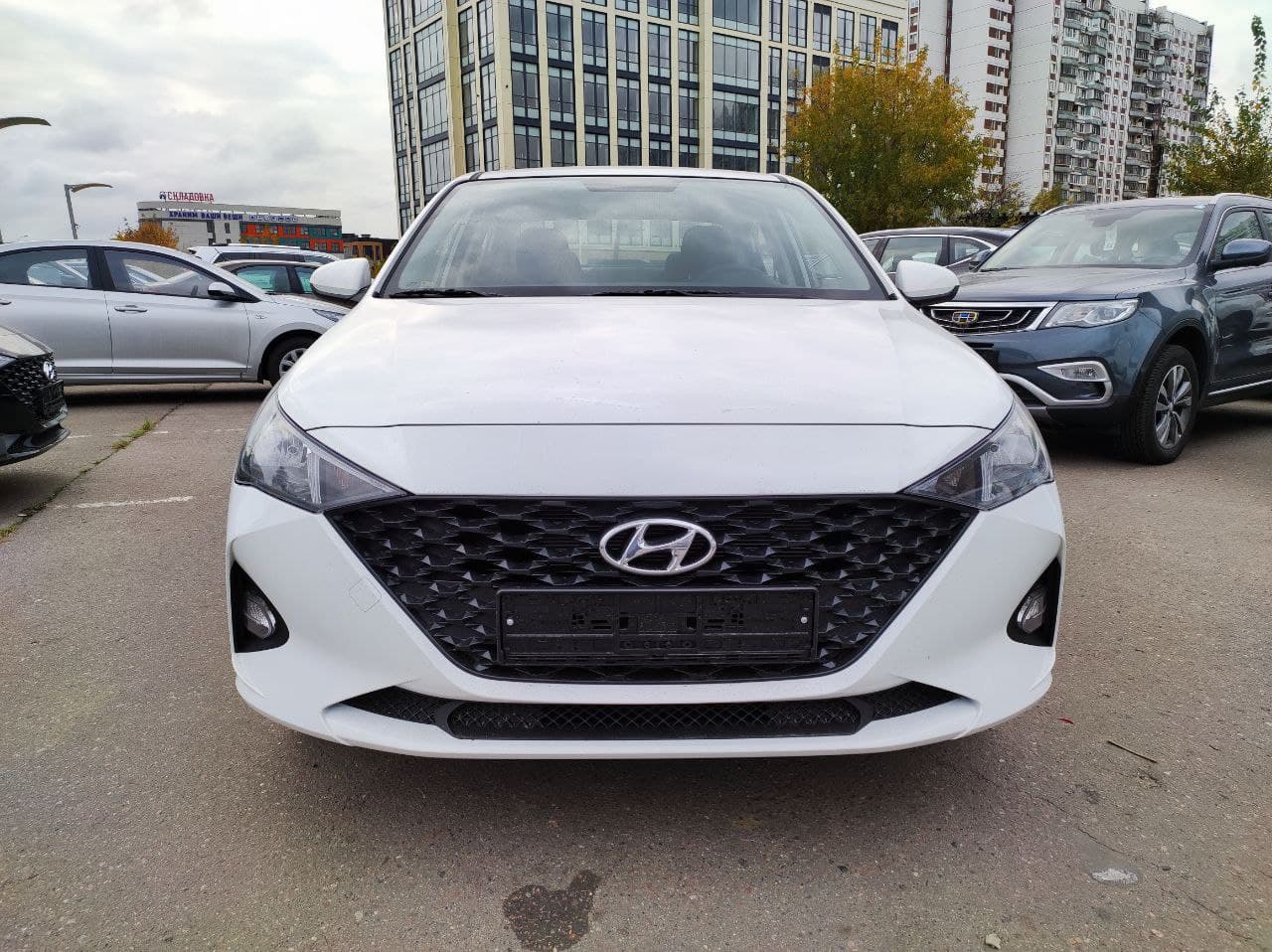 HYUNDAI Solaris миниатюра 2