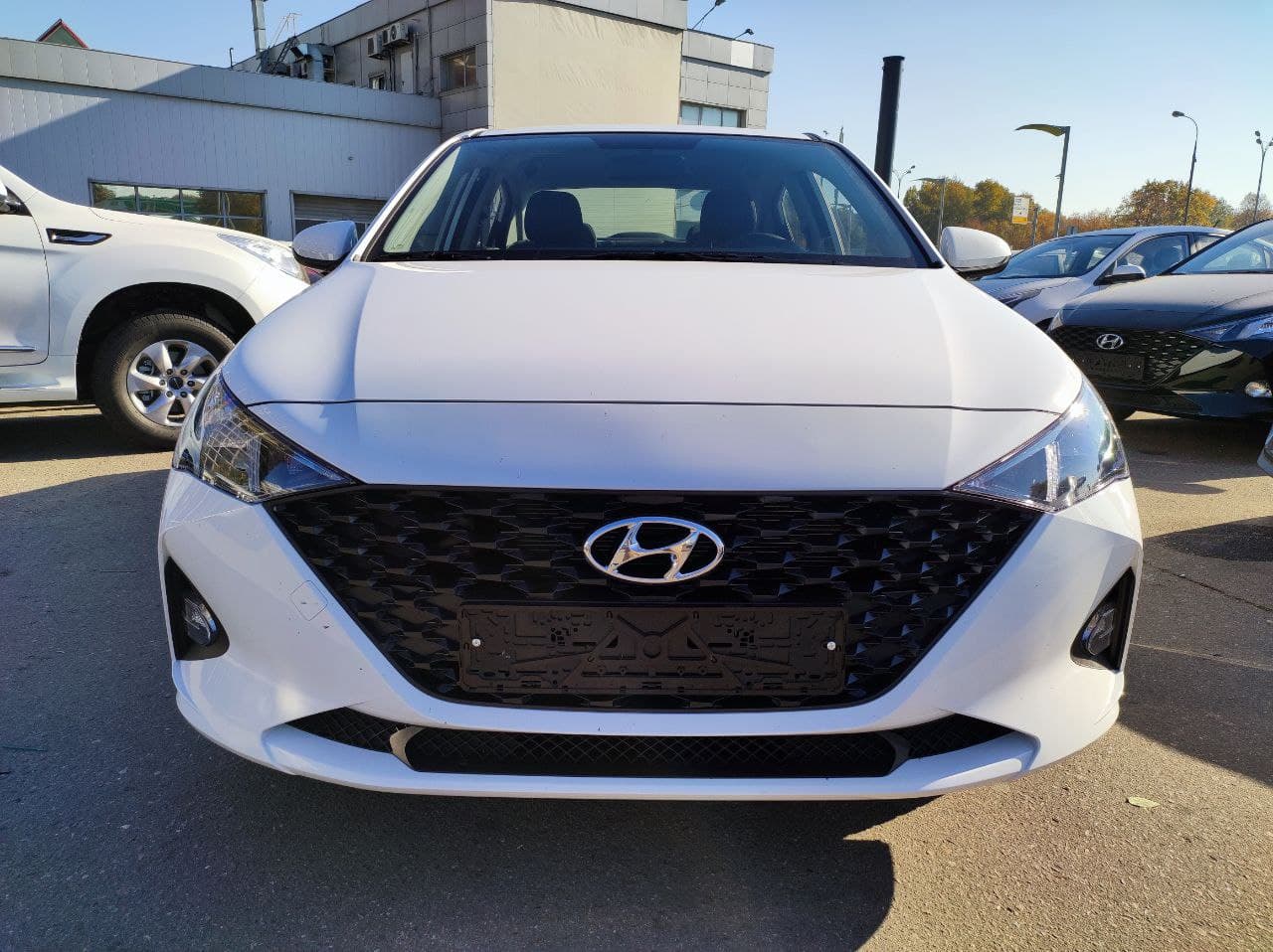 HYUNDAI Solaris миниатюра 2