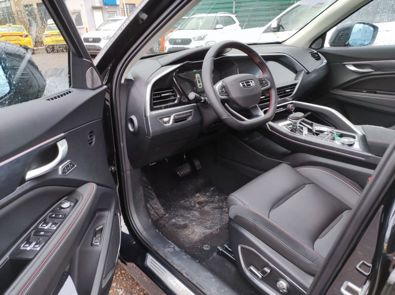 GEELY Tugella миниатюра 5