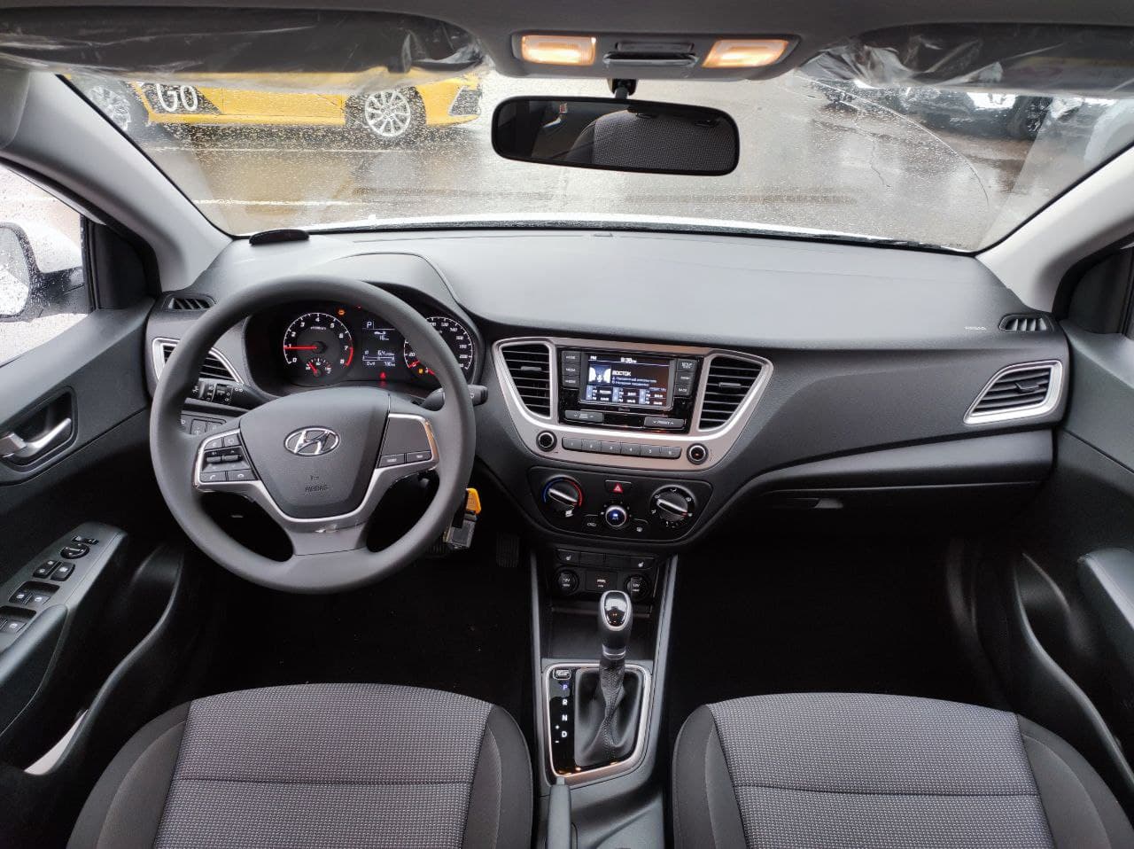 HYUNDAI Solaris миниатюра 6