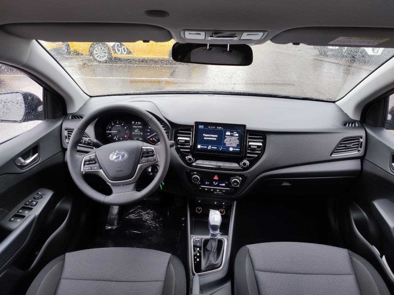 HYUNDAI Solaris миниатюра 6