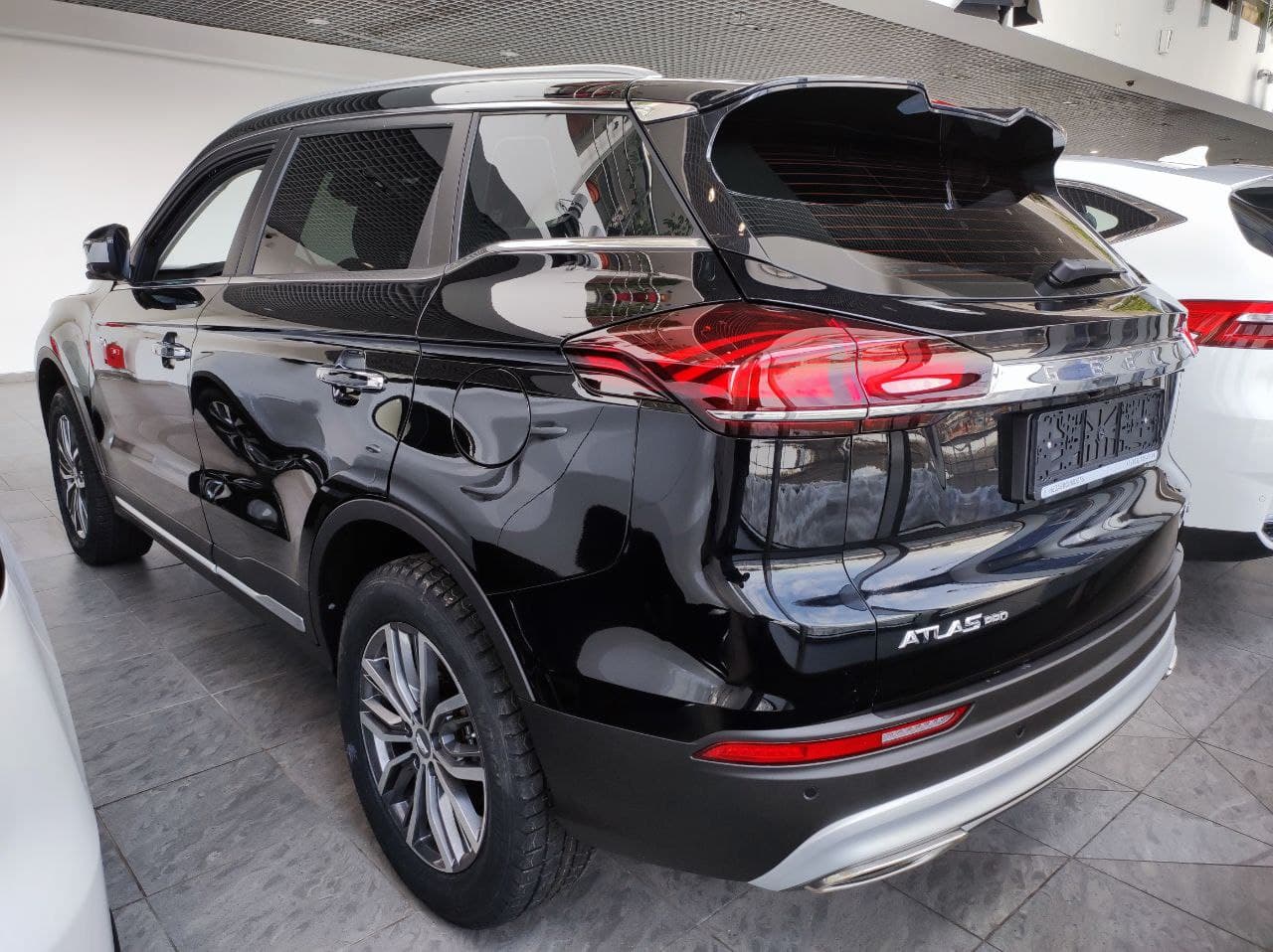 GEELY Atlas Pro миниатюра 3