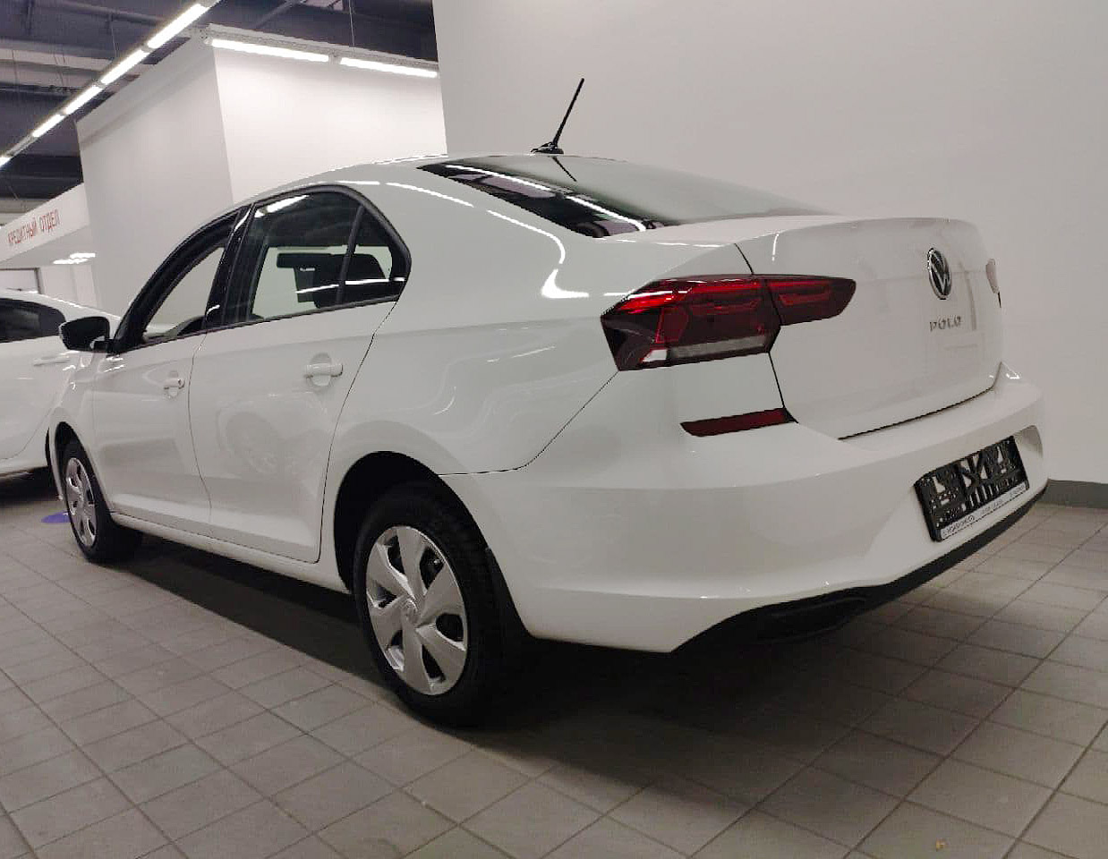 VOLKSWAGEN Polo миниатюра 3